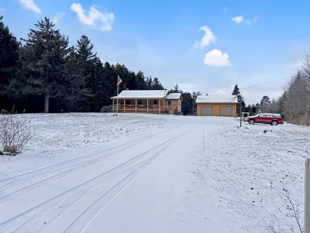 $380,000 | 116 Little River Road, Carroll, NH 03595