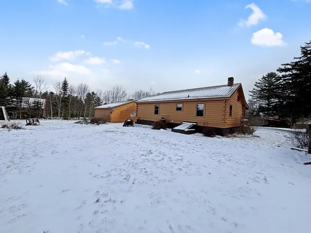 $380,000 | 116 Little River Road, Carroll, NH 03595