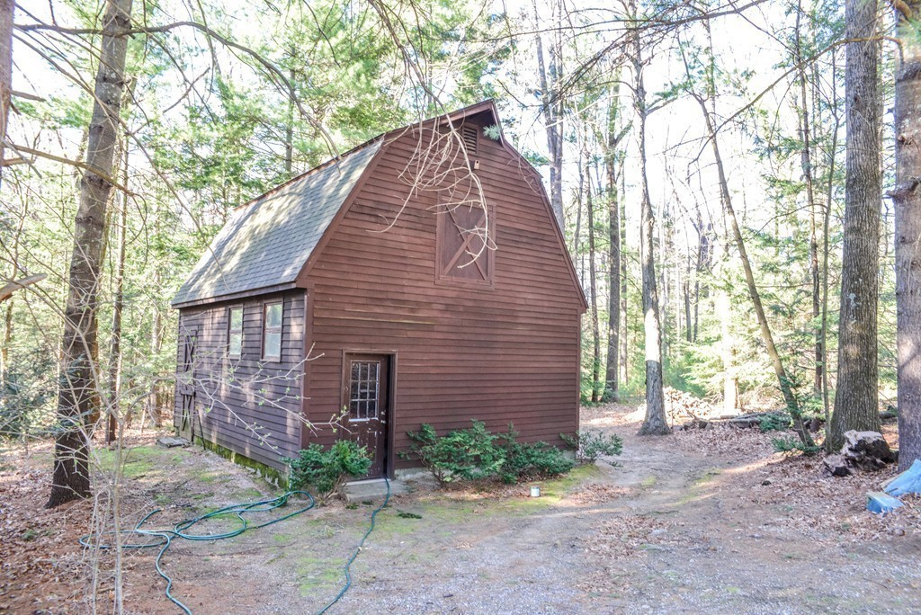 205 Sackett Road Westfield, MA 01085 - Photo 30 of 30 Gallery Image 30