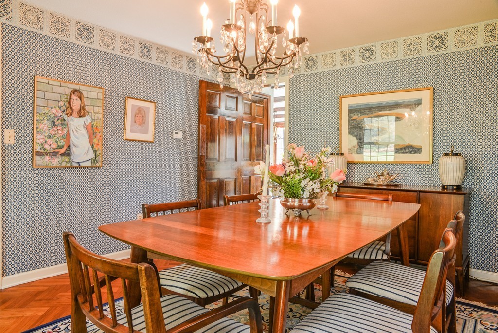 205 Sackett Road Westfield, MA 01085 - Photo 6 of 30 Gallery Image 6