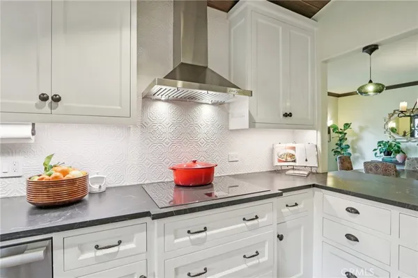 $1,900,000 | 1620 Broadview Drive, Glendale, CA 91208