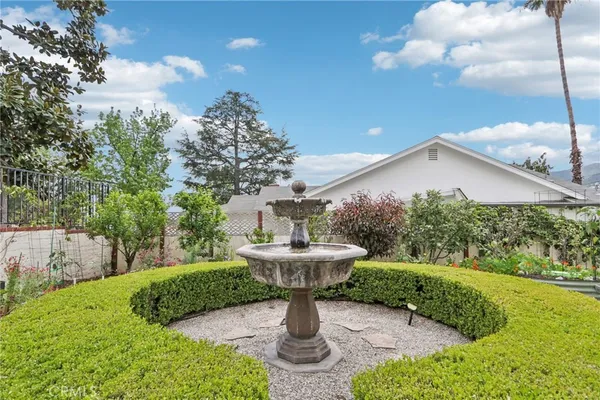 $1,900,000 | 1620 Broadview Drive, Glendale, CA 91208