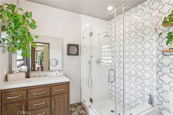 $1,900,000 | 1620 Broadview Drive, Glendale, CA 91208