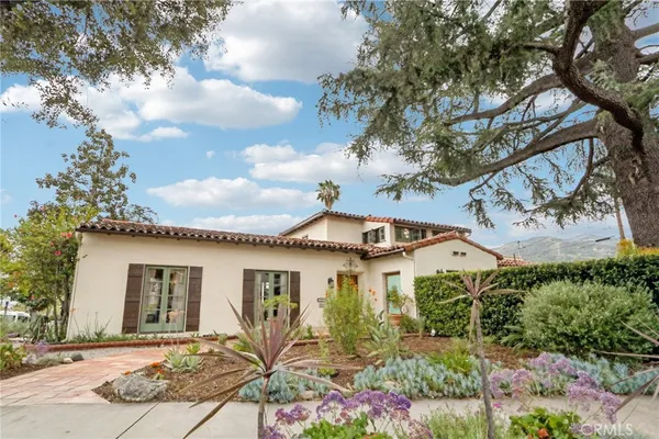 $1,900,000 | 1620 Broadview Drive, Glendale, CA 91208