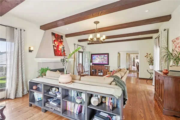 $1,900,000 | 1620 Broadview Drive, Glendale, CA 91208