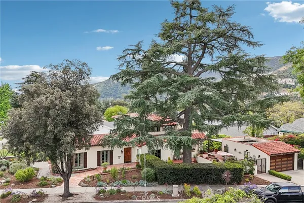 $1,900,000 | 1620 Broadview Drive, Glendale, CA 91208