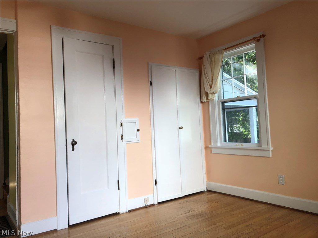 4560 East Berwald Road Cleveland, OH 44121 - Photo 12 of 20 Gallery Image 12