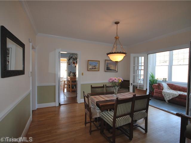 2102 Rolling Road Greensboro, NC 27403 - Photo 4 of 16 Dining Room.