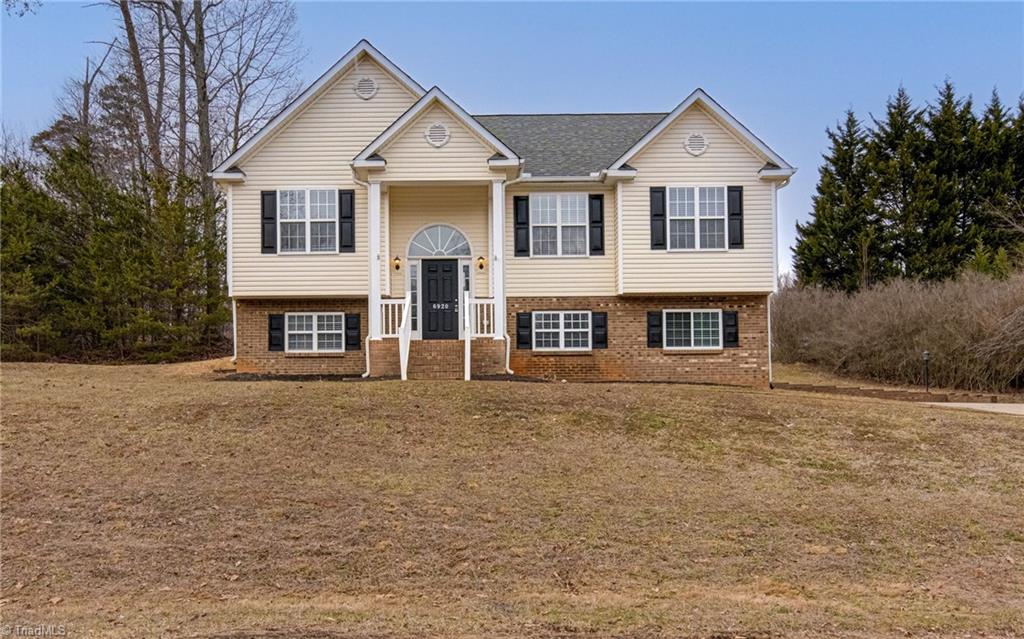 6920 Rangecrest Road Belews Creek, NC 27009 - Photo 3 of 32 Gallery Image 3