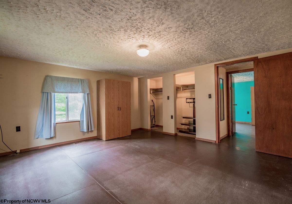 1391 Waitman Willey Road Mannington, WV 26582 - Photo 12 of 18 Gallery Image 12