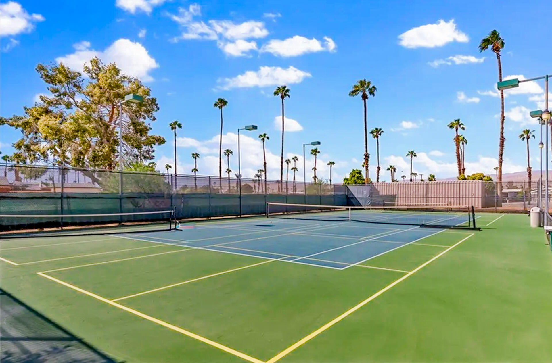 73270 Colonial Drive Thousand Palms, CA 92276 - Photo 35 of 36 tripalm-6