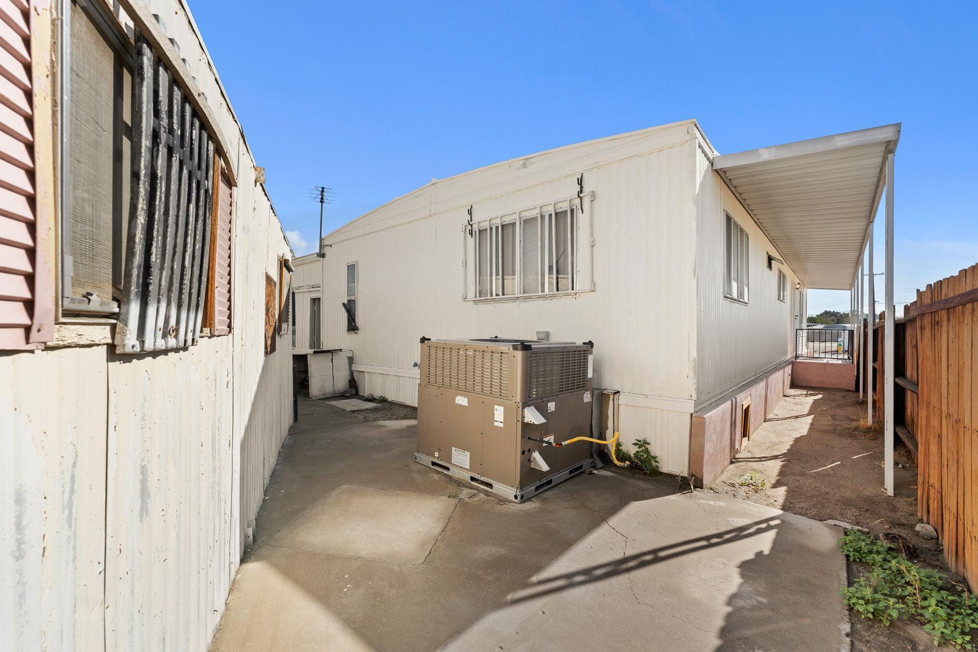 73270 Colonial Drive Thousand Palms, CA 92276 - Photo 7 of 36 73270colonial dr-7