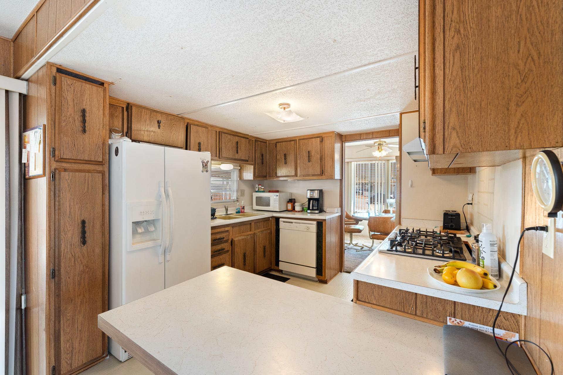 73270 Colonial Drive Thousand Palms, CA 92276 - Photo 9 of 36 73270colonial dr-9