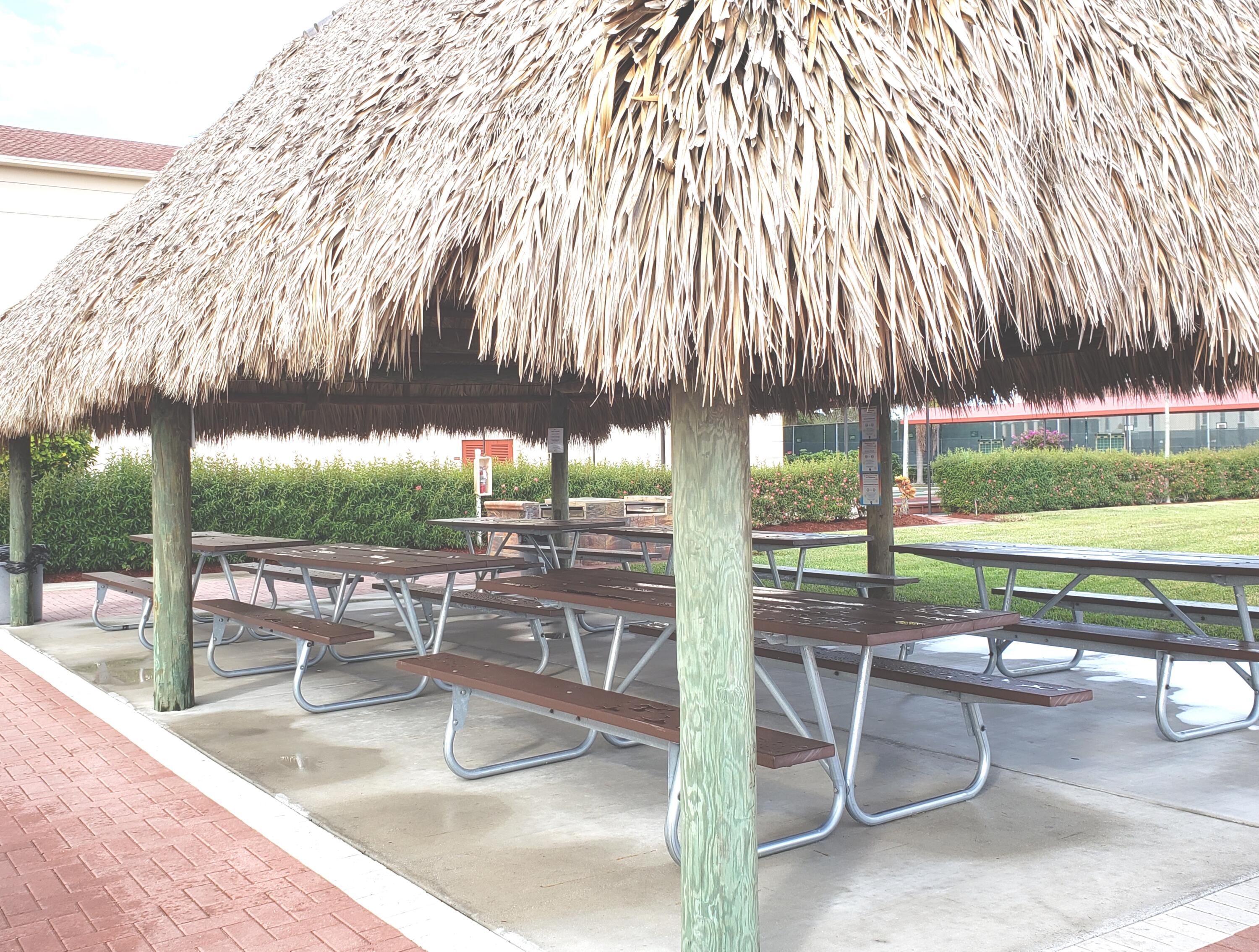 1085 Exeter Boca Raton, FL 33434 - Photo 32 of 33 tiki hut bar bq