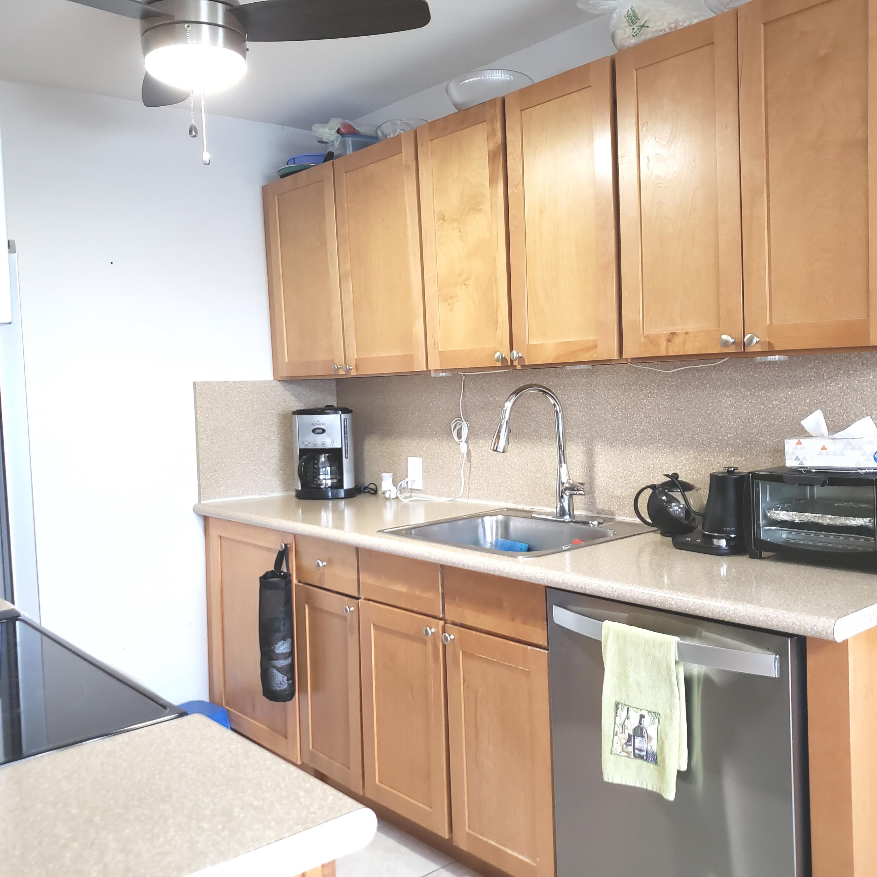 1085 Exeter Boca Raton, FL 33434 - Photo 6 of 33 kitchen 2