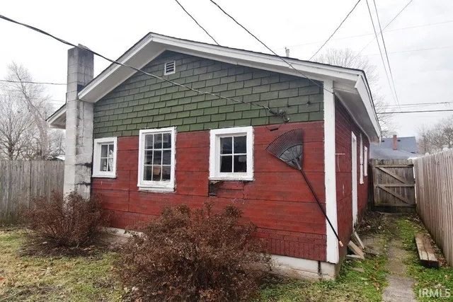 $165,000 | 1210 South Columbia Street, Frankfort, IN 46041