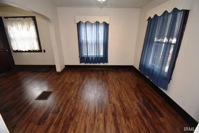 $165,000 | 1210 South Columbia Street, Frankfort, IN 46041