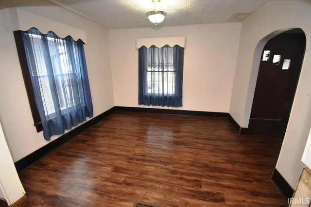 $165,000 | 1210 South Columbia Street, Frankfort, IN 46041