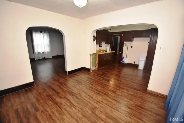 $165,000 | 1210 South Columbia Street, Frankfort, IN 46041