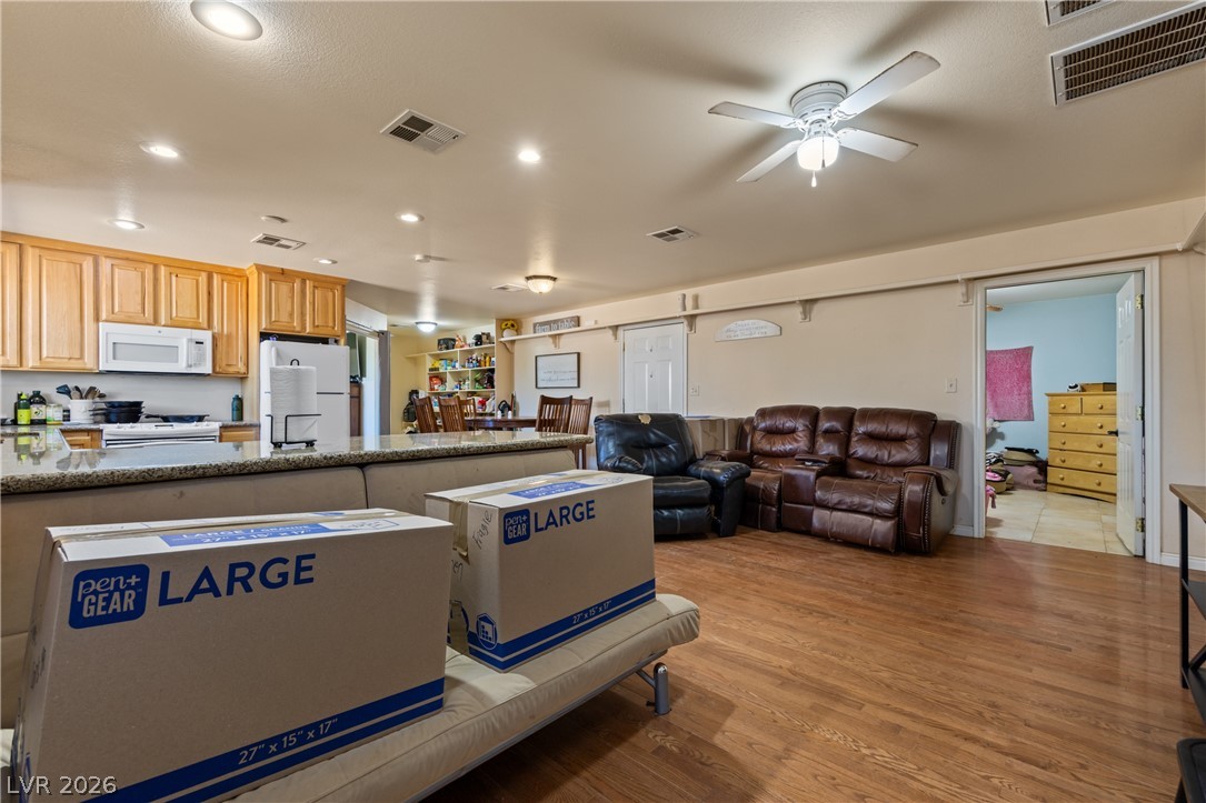255 Lewis Avenue Overton, NV 89040 - Photo 62 of 94 2 bedroom Casita in the shop