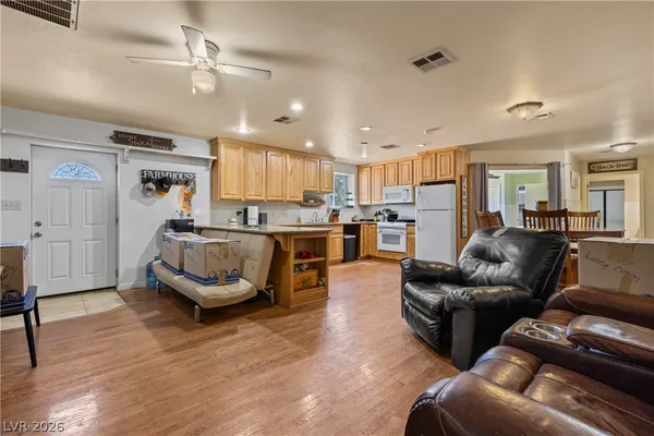 $720,000 | 255 Lewis Avenue, Overton, NV 89040