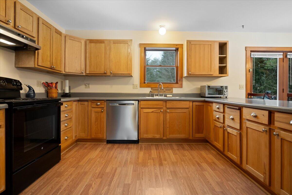 25 Hyde Road Gray, ME 04039 - Photo 16 of 52 23-DSC01351