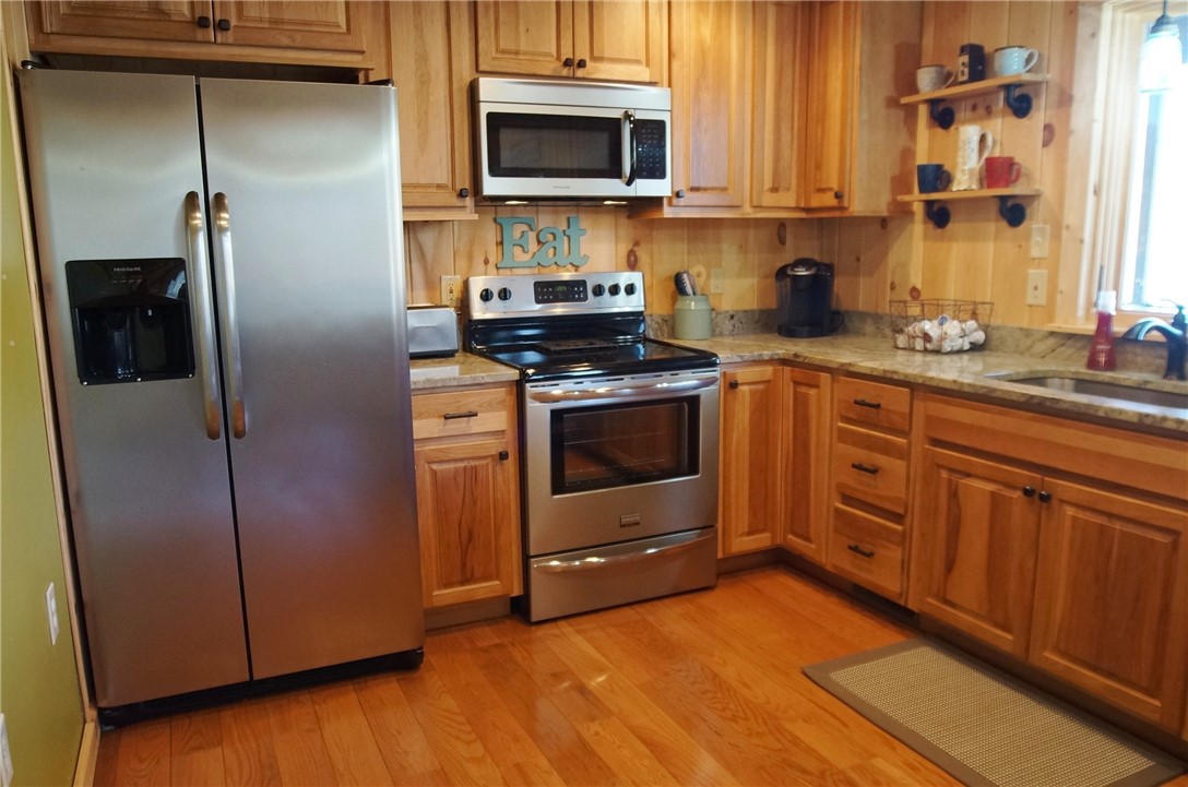 323 Lake Cheohee Road Tamassee, SC 29686 - Photo 10 of 49 Gallery Image 10