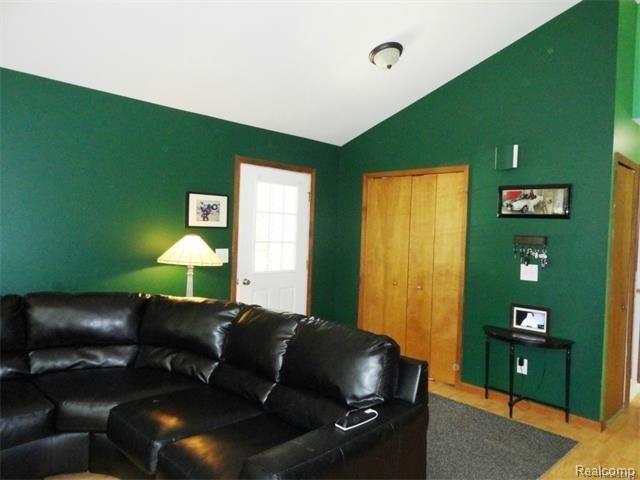 10355 Roberts Road Gregory, MI 48137 - Photo 9 of 18 Front Door.jpg