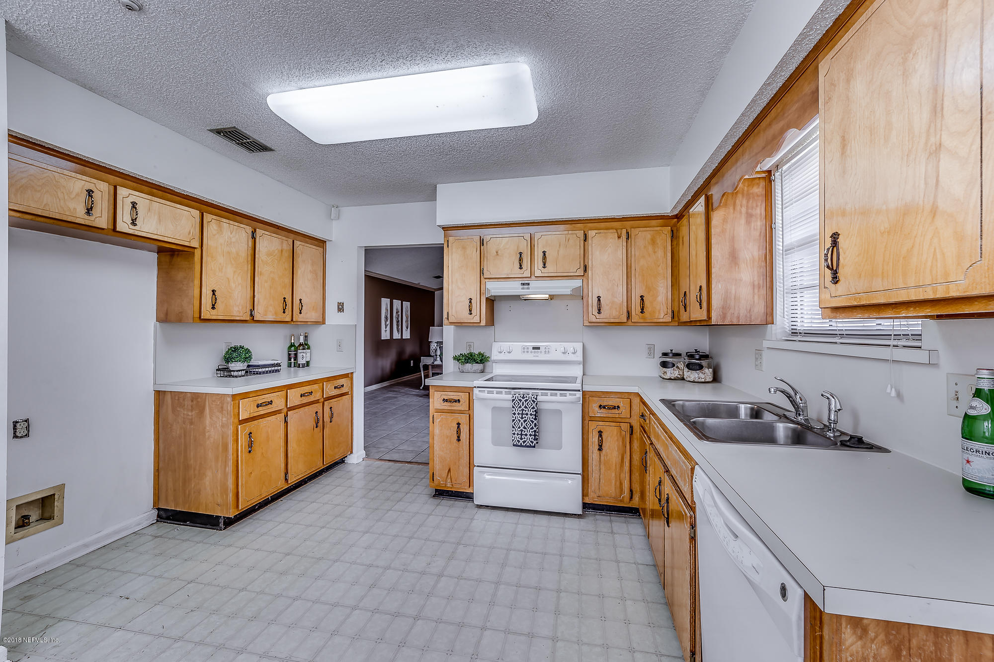 8025 Springtree Road Jacksonville, FL 32210 - Photo 26 of 26 8025 Springtree Road (40 of 42)
