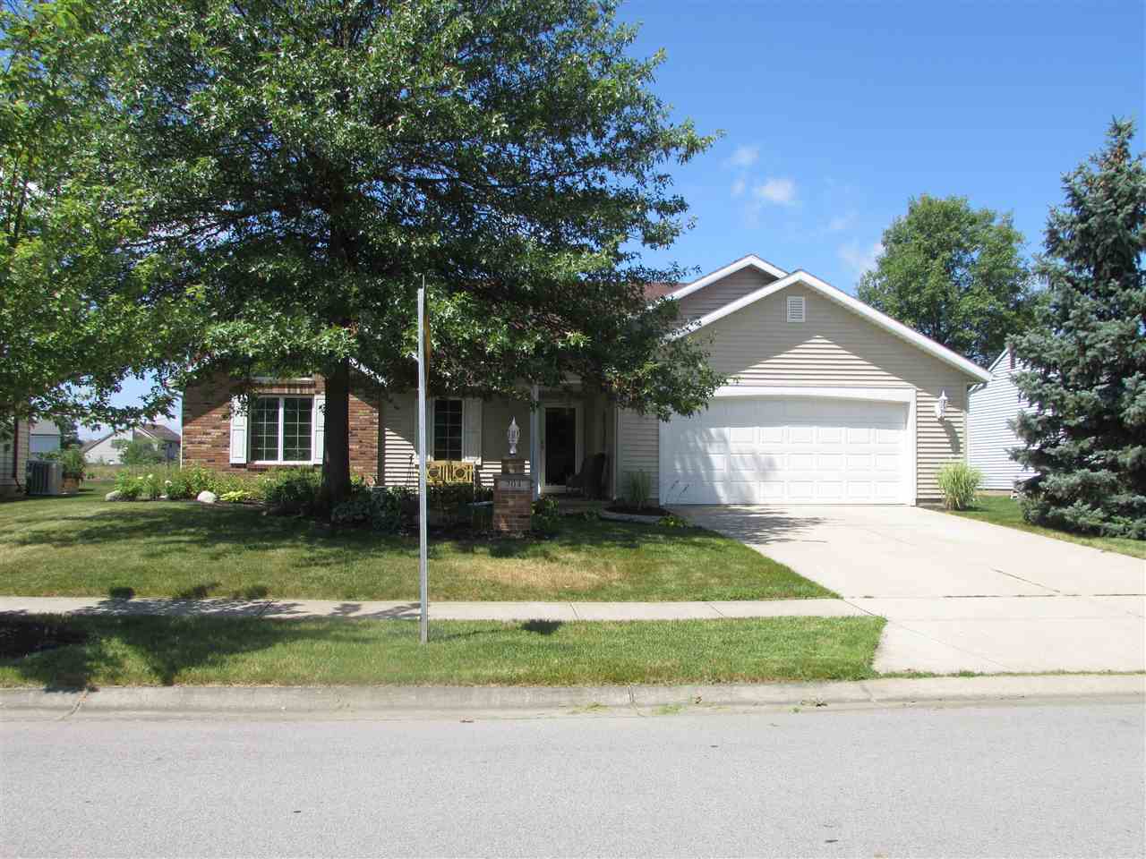 704 Autumn Ridge Lane Fort Wayne, IN 46804 - Photo 1 of 36