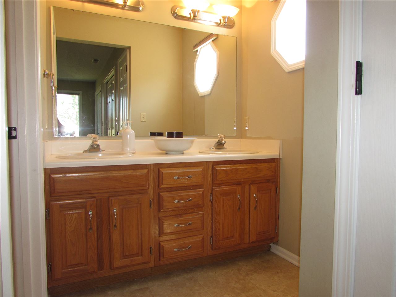 704 Autumn Ridge Lane Fort Wayne, IN 46804 - Photo 24 of 36