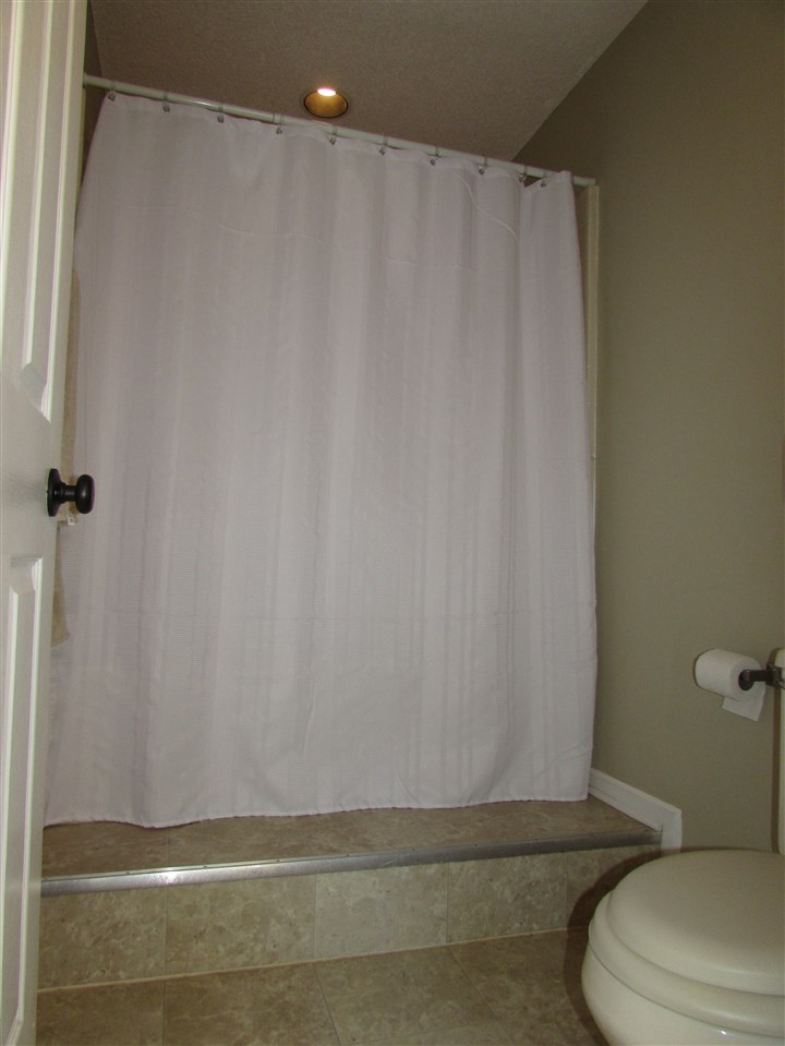 704 Autumn Ridge Lane Fort Wayne, IN 46804 - Photo 25 of 36