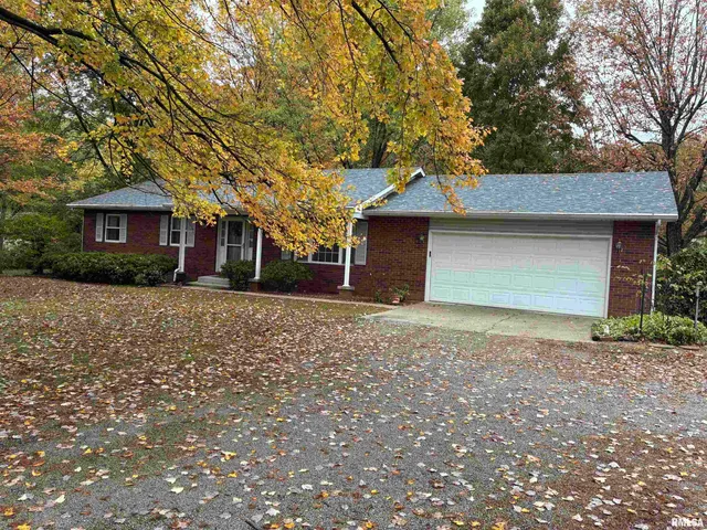 $165,000 | 14768 North Harmony Lane, Mount Vernon, IL 62864