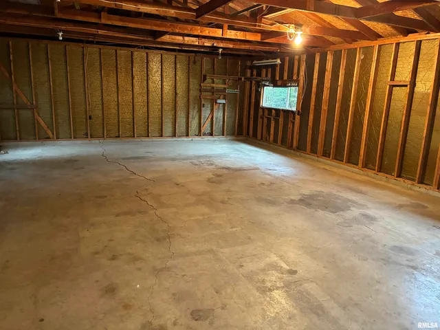 $165,000 | 14768 North Harmony Lane, Mount Vernon, IL 62864