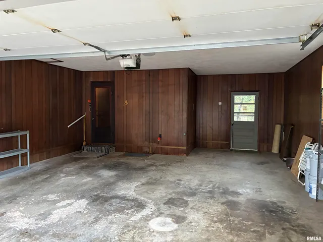 $165,000 | 14768 North Harmony Lane, Mount Vernon, IL 62864