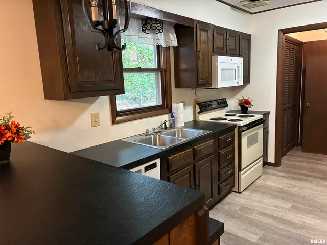 $165,000 | 14768 North Harmony Lane, Mount Vernon, IL 62864