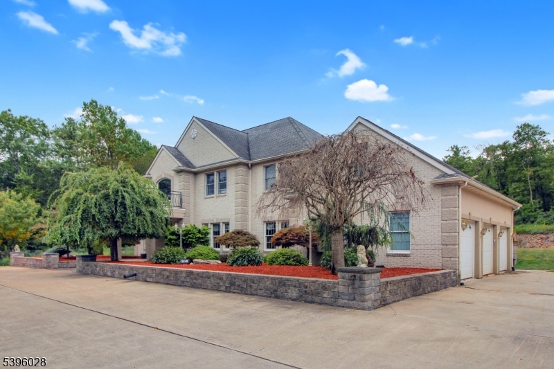 87 Walnut Valley Road Blairstown, NJ 07832 - Photo 3 of 34