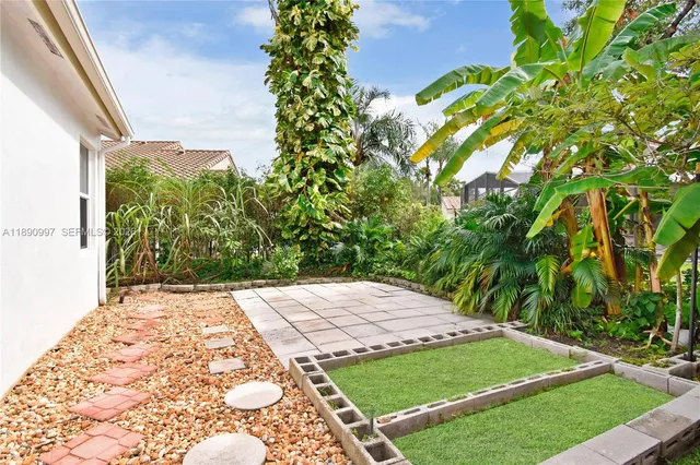 $1,190,000 | 523 Stonemont Drive, Weston, FL 33326