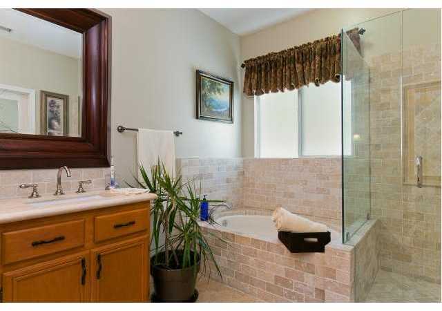 361 Natalie Way Fallbrook, CA 92028 - Photo 16 of 25 Master Bath beautifully remodeled and in pristine condition