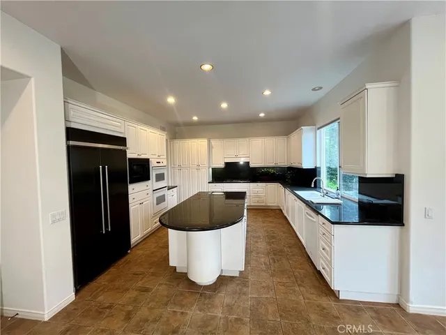 $8,000 | 15 Sunningdale, Coto de Caza, CA 92679