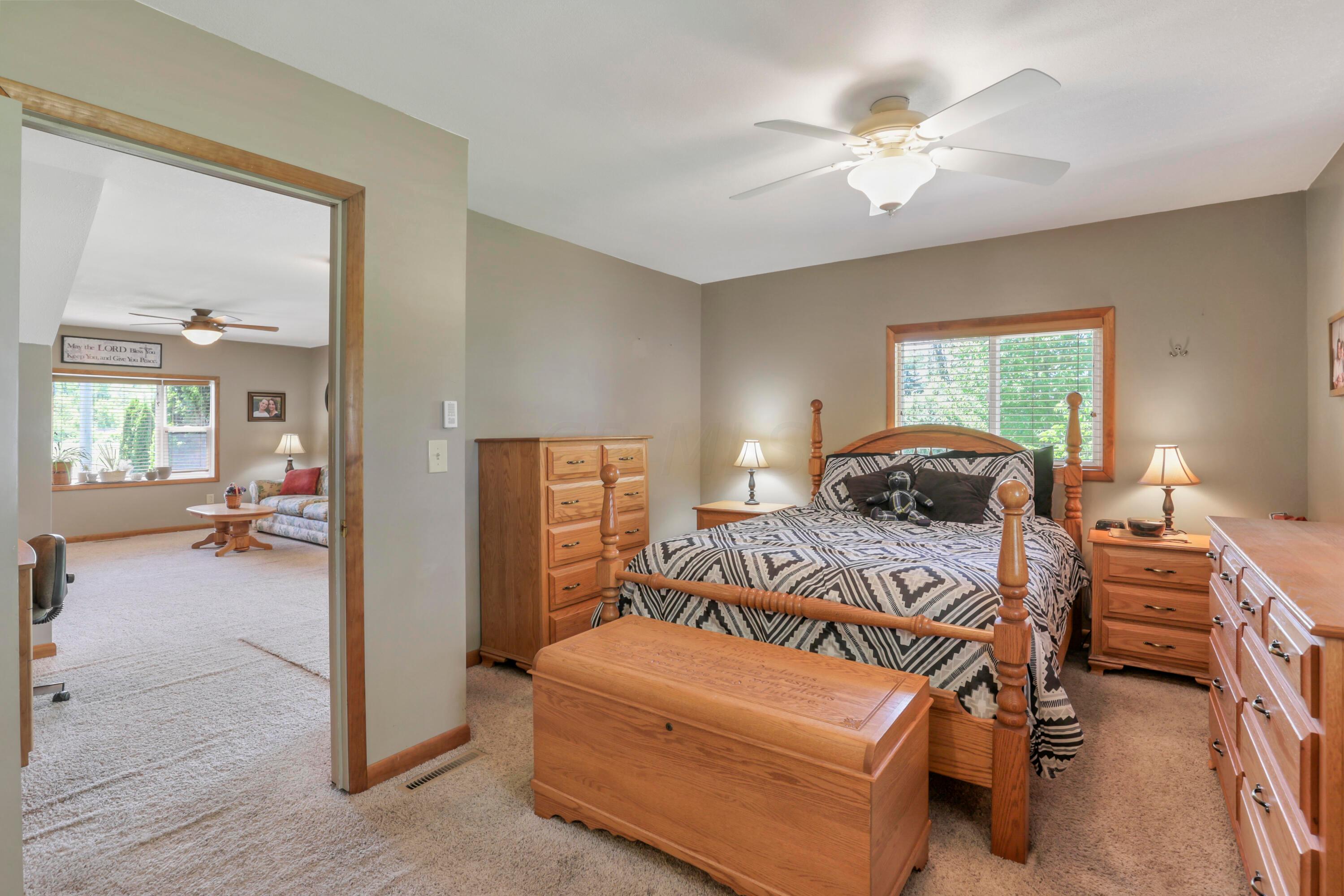 11683 Marne Road Newark, OH 43055 - Photo 19 of 65 0N4A1514