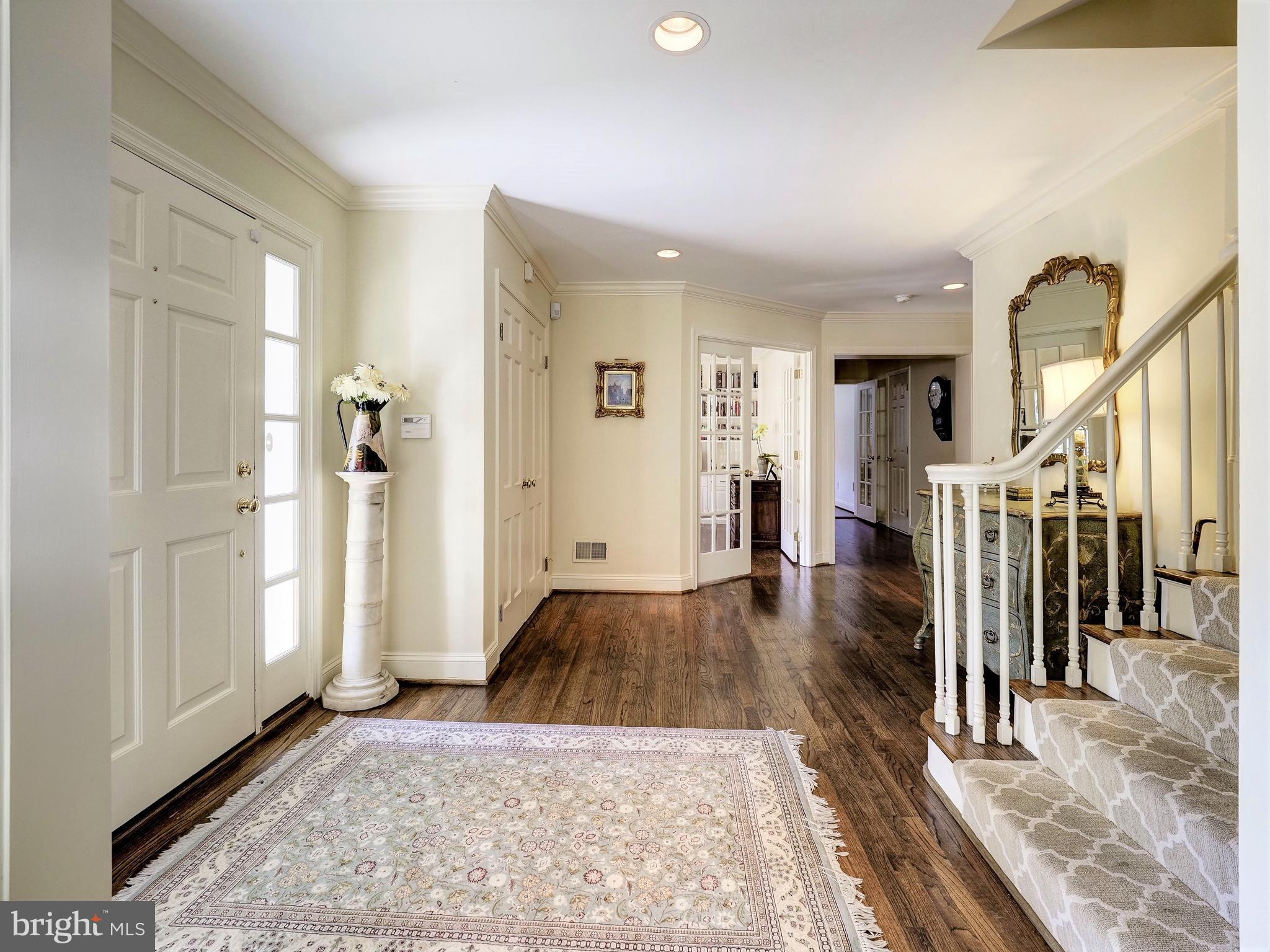 10024 Kendale Road Potomac, MD 20854 - Photo 11 of 48 Gallery Image 11
