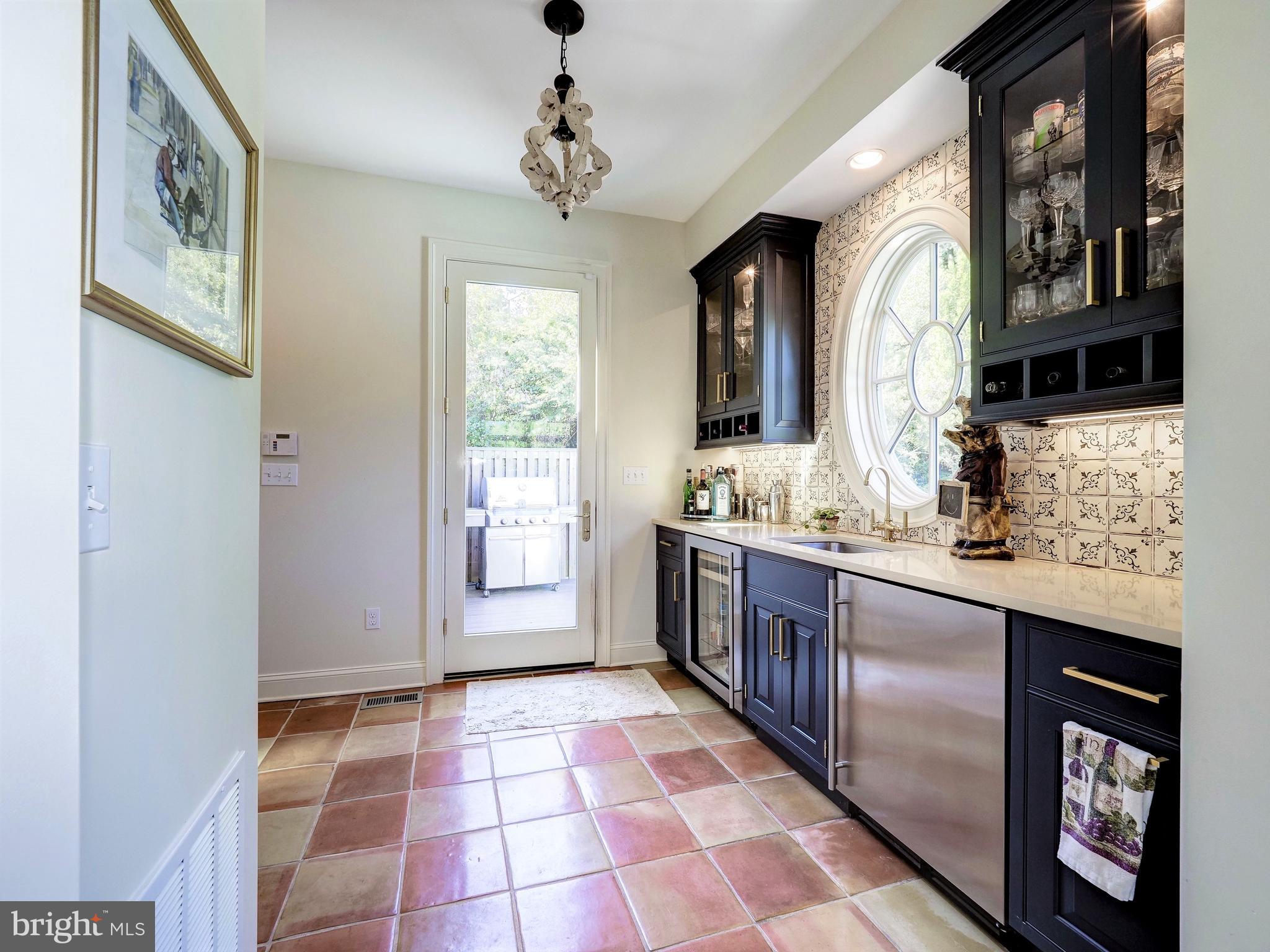 10024 Kendale Road Potomac, MD 20854 - Photo 26 of 48 Gallery Image 26