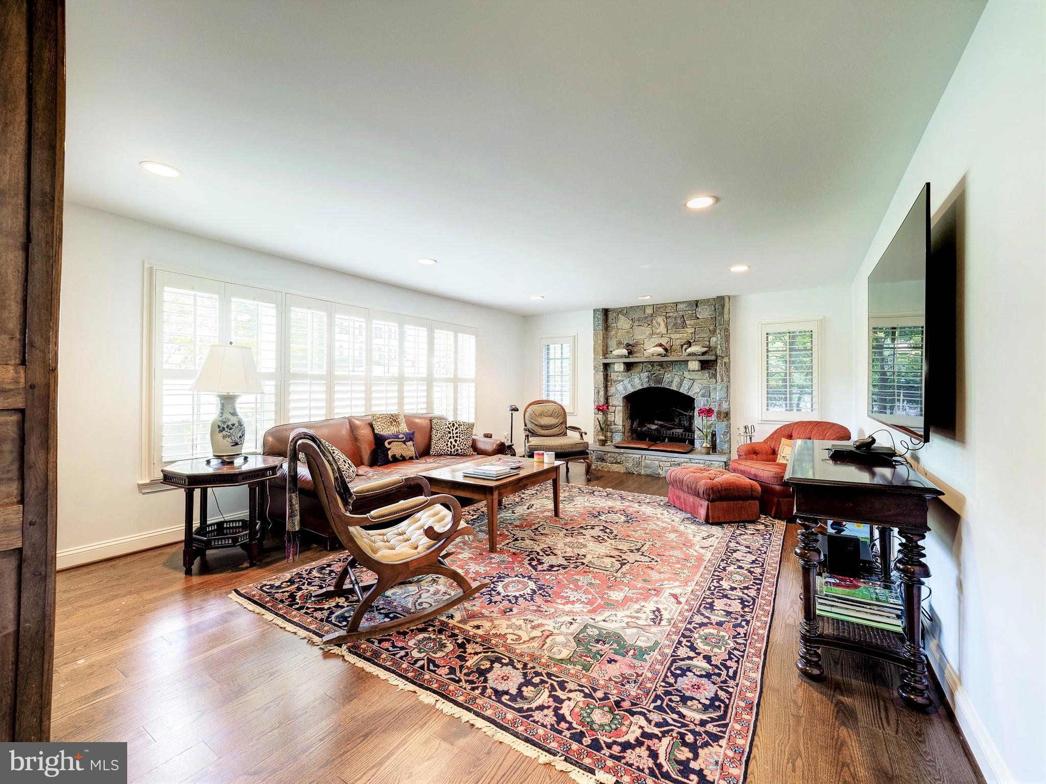 10024 Kendale Road Potomac, MD 20854 - Photo 28 of 48 Gallery Image 28