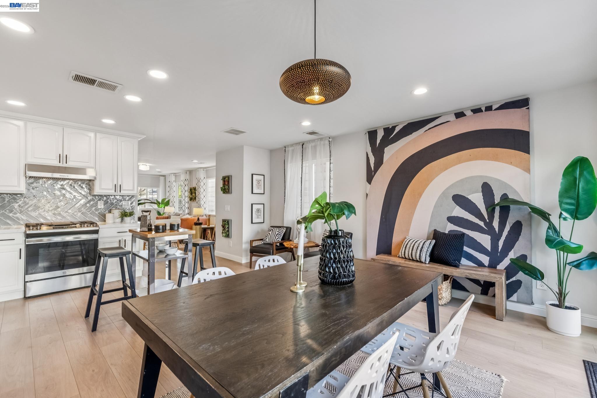 2431 Linden Street Oakland, CA 94607 - Photo 11 of 43