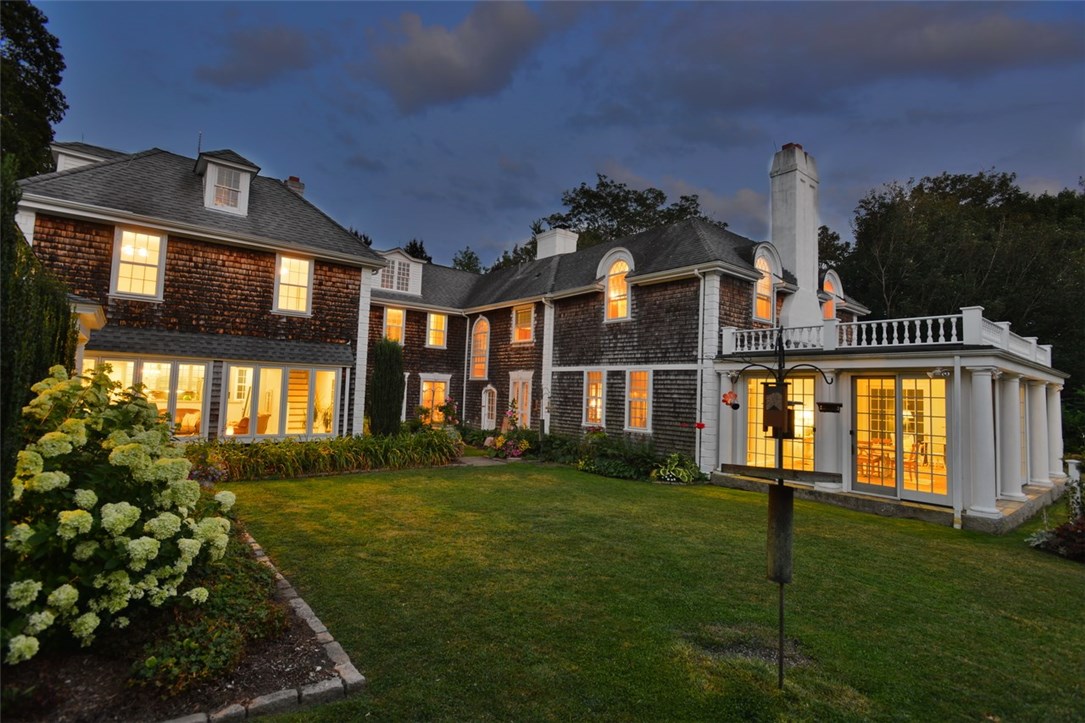 68 Indian Point Road Tiverton, RI 02878 - Photo 4 of 40
