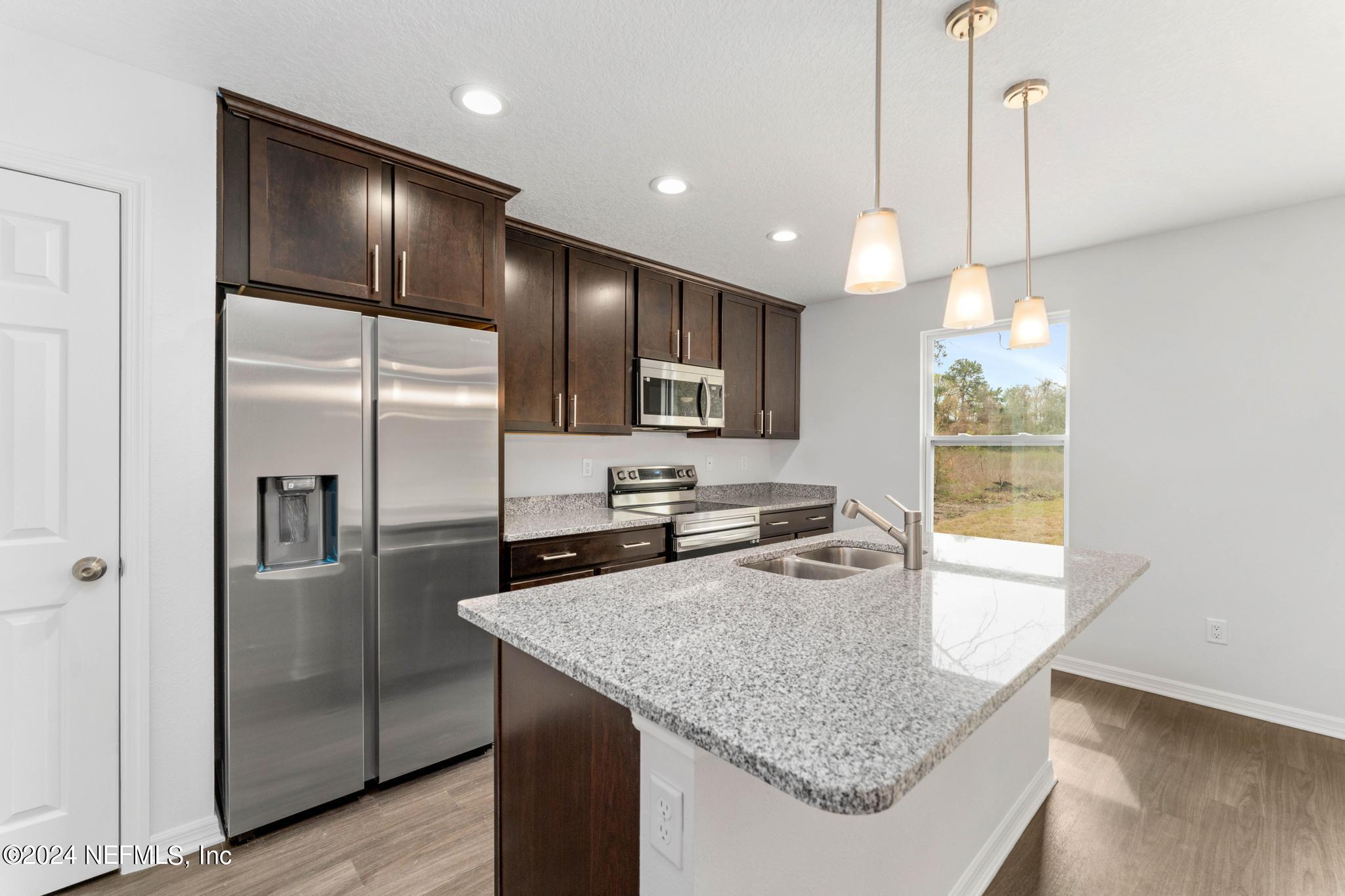 6211 Moncrief Road West Jacksonville, FL 32219 - Photo 10 of 26 Breakfast Bar