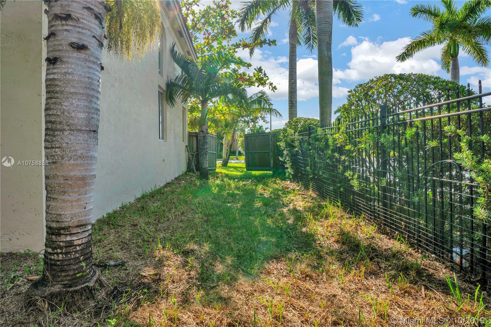 2136 Northeast 38th Road Homestead, FL 33033 - Photo 27 of 30 Gallery Image 27