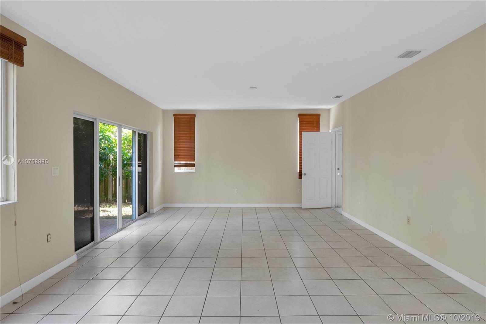 2136 Northeast 38th Road Homestead, FL 33033 - Photo 8 of 30 Gallery Image 8