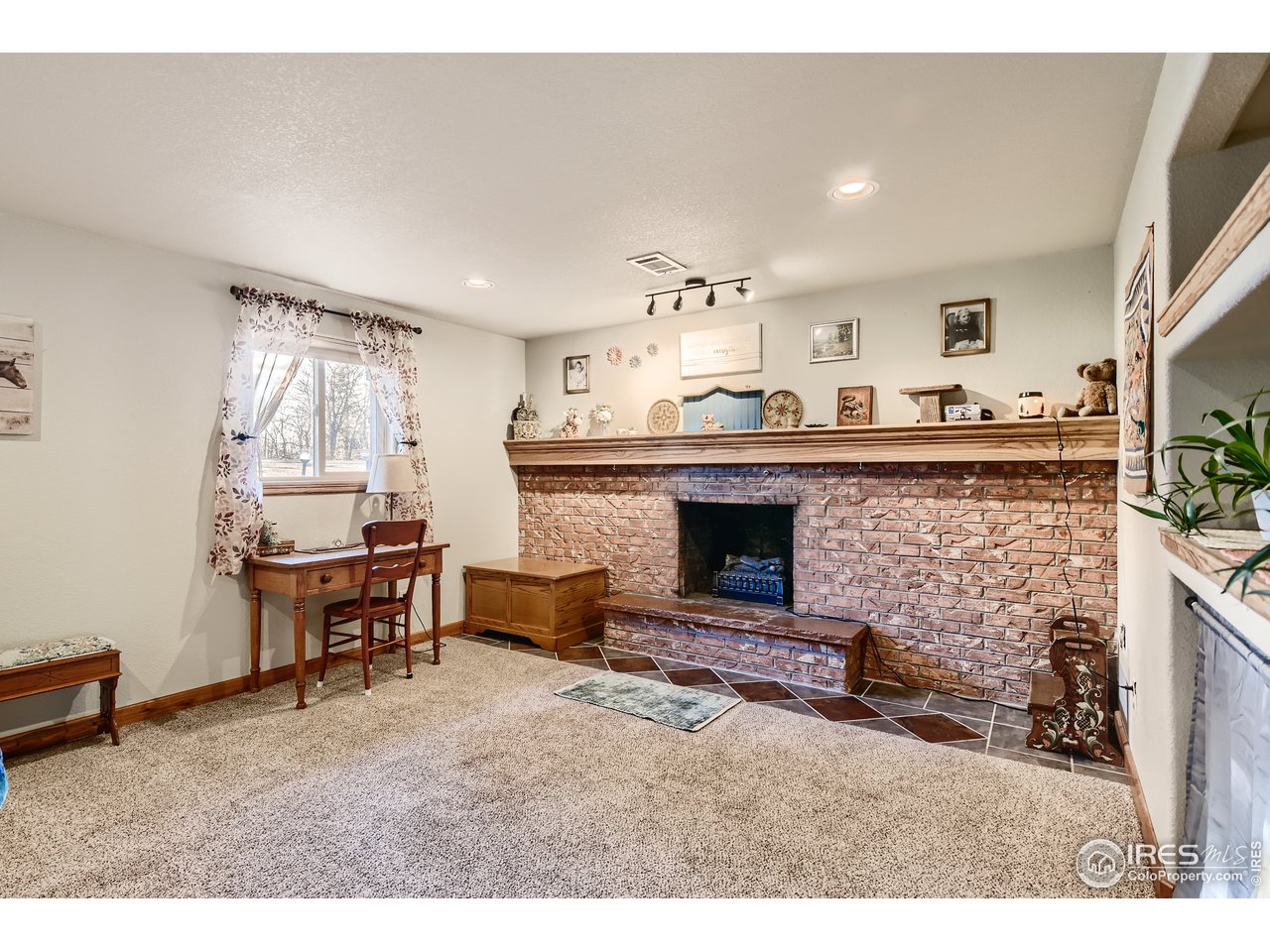 620 Gregory Road Fort Collins, CO 80524 - Photo 17 of 39 Gallery Image 17
